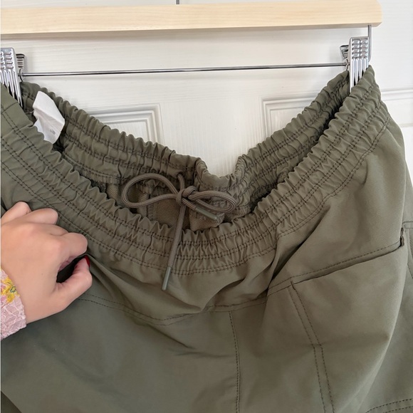 Old Navy Olive Green Women's Stretchtech Pants - Size XL - Picture 4 of 4